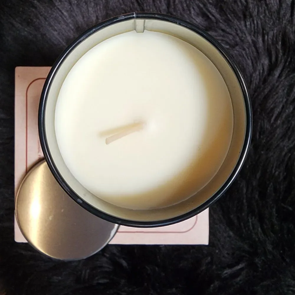 Candle - Vanilla Lavender Scent, 10oz, Soy Wax